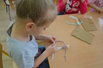 Warsztaty rękodzielnicze dla szkół i przedszkoli - Warsztaty z robienia makram