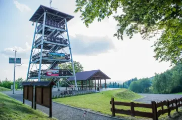 Inwestycje w otoczeniu wieży w Jodłówce Tuchowskiej